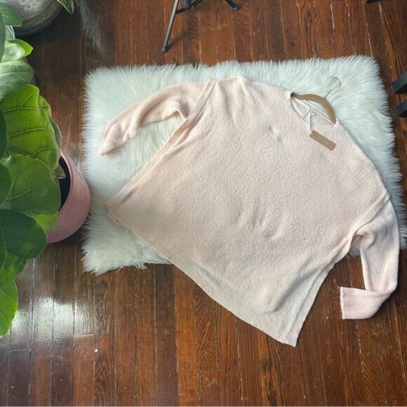 Blush Pink Teddy Bear Lounge Top NWT - Picture 6 of 8
